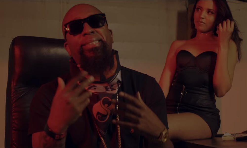 JL – Cold Piece Of Work Feat. Tech N9ne, Jay Trilogy, & Joey Cool (Tech N9ne Collabos)