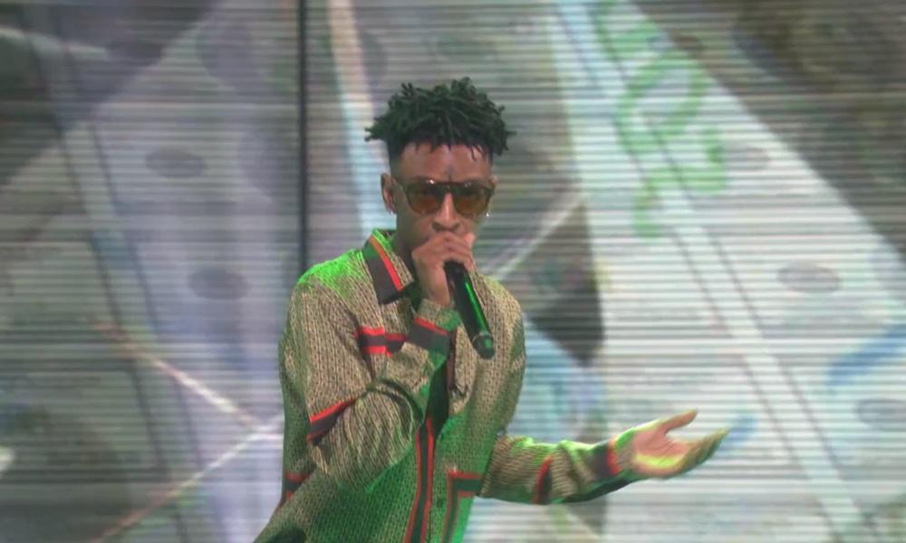 21 Savage Performs Hit Single ‘Bank Account’ On Ellen; Leads By Example